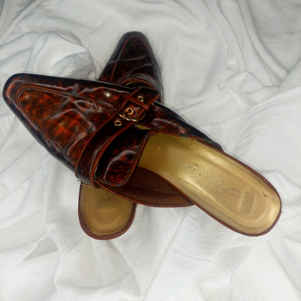Annie Crocodile print heels